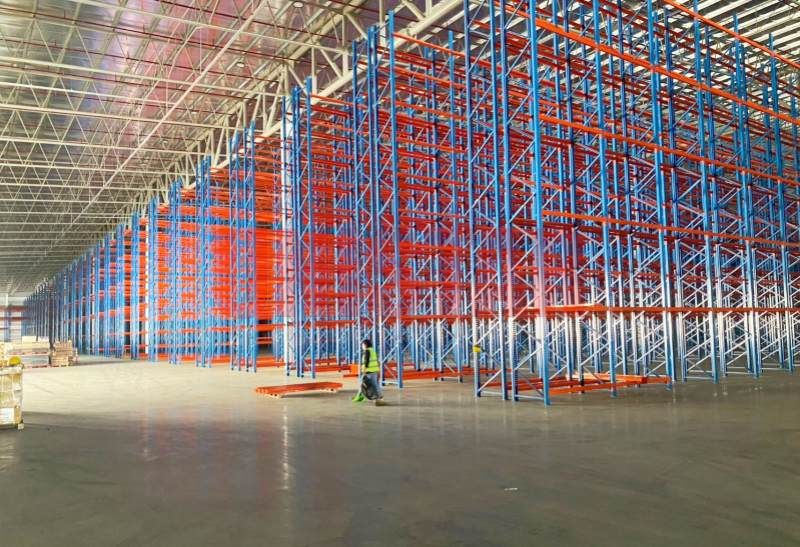 Selective Pallet Racking and Pallet Flow Racking — UNISTAR